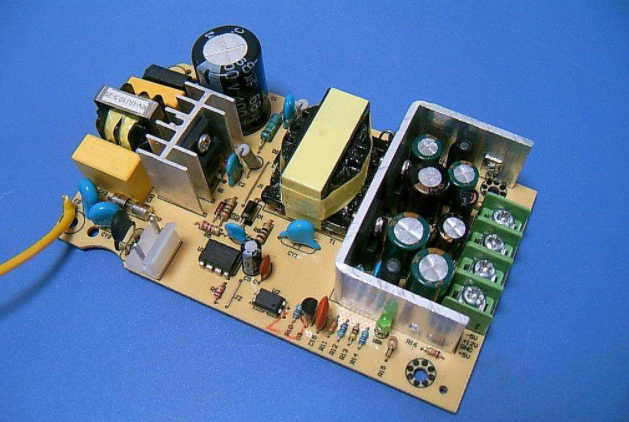查看電容器的技術指標有哪些？