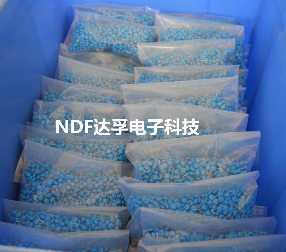 什么是高壓瓷片電容器？